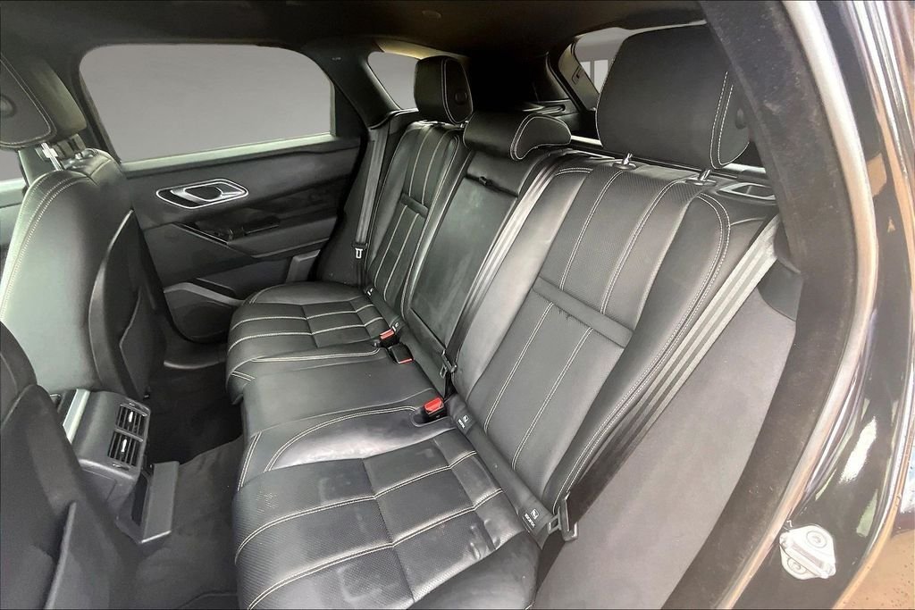 Used 2023 Santorini Black Metallic Land Rover R-Dynamic S MHEV image 26