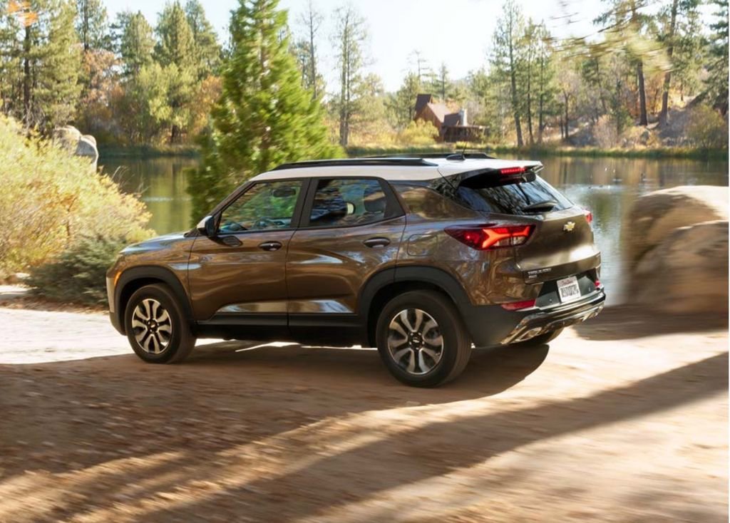 2022 CHEVROLET TRAILBLAZER - Image 1