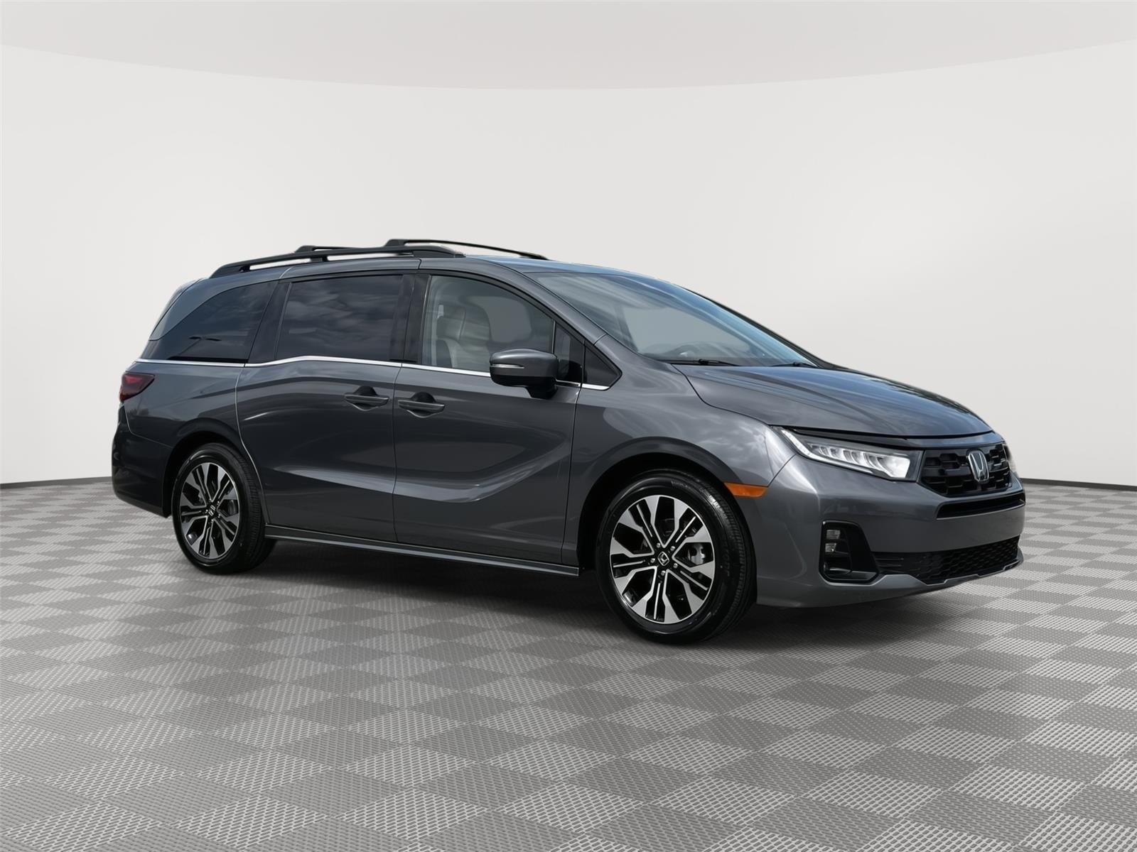 2026 Honda Odyssey Elite's photo