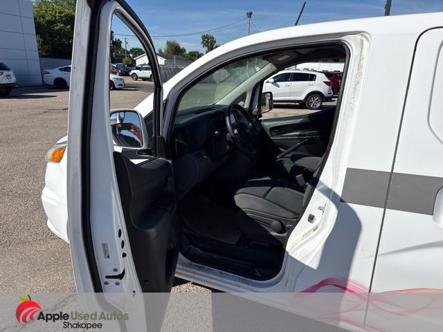 Used 2015 White Chevrolet 1LT image 8