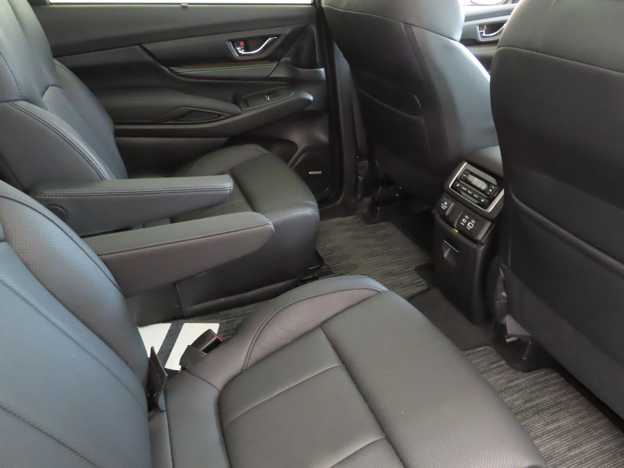 Certified Used 2025 White Subaru Onyx Edition Touring image 26