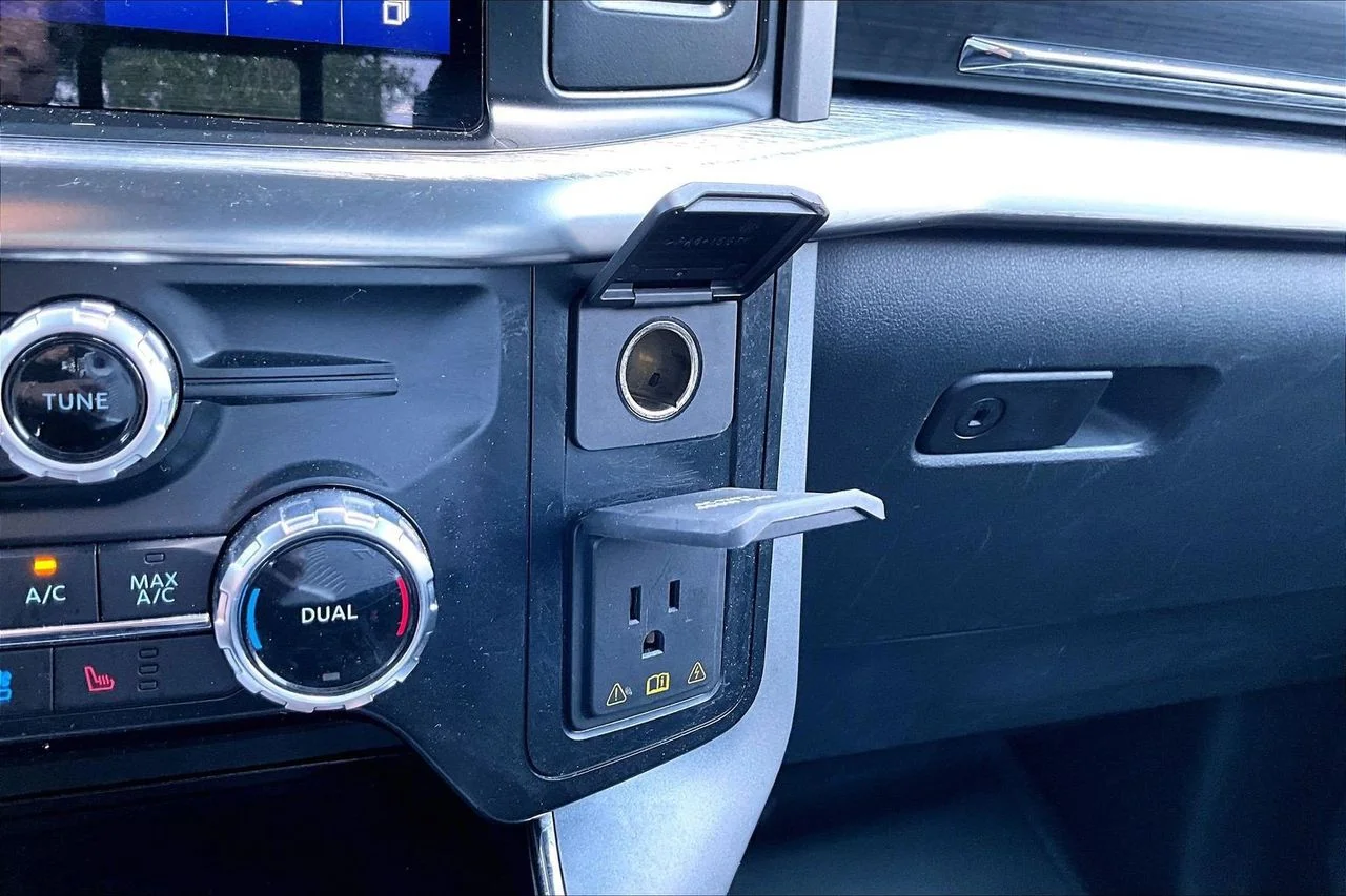Certified Used 2023 Gray Ford Lariat image 17