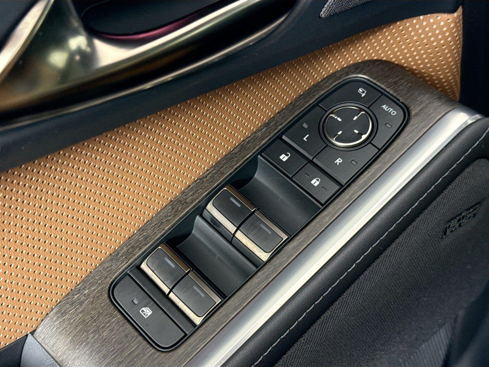 Used 2025 Nightfall Mica Lexus GX 550 Luxury+ image 28