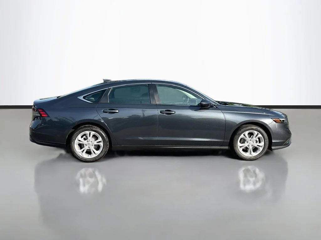New 2026 Meteorite Gray Metallic Honda LX image 9