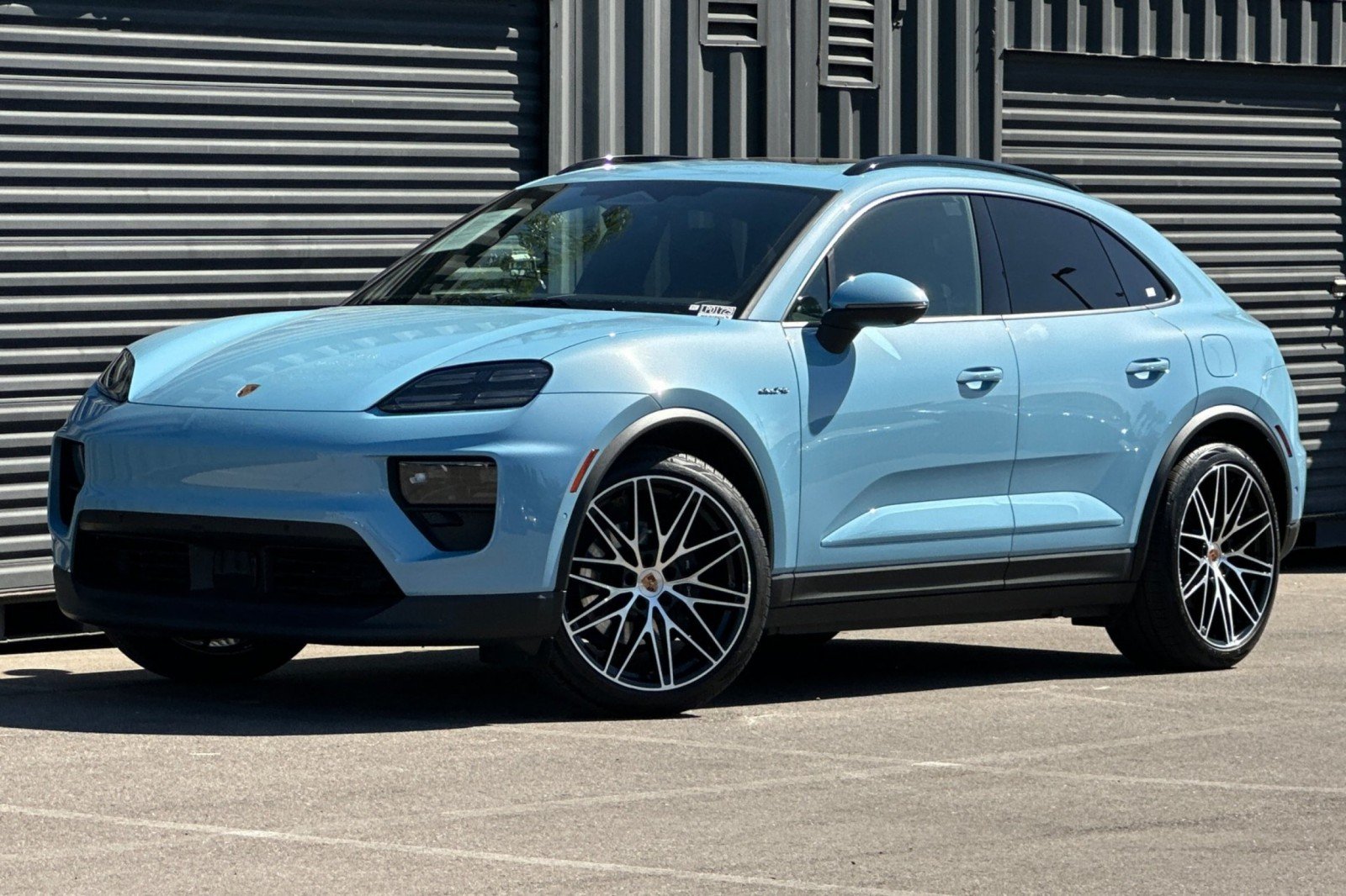 2026 Porsche Macan Base