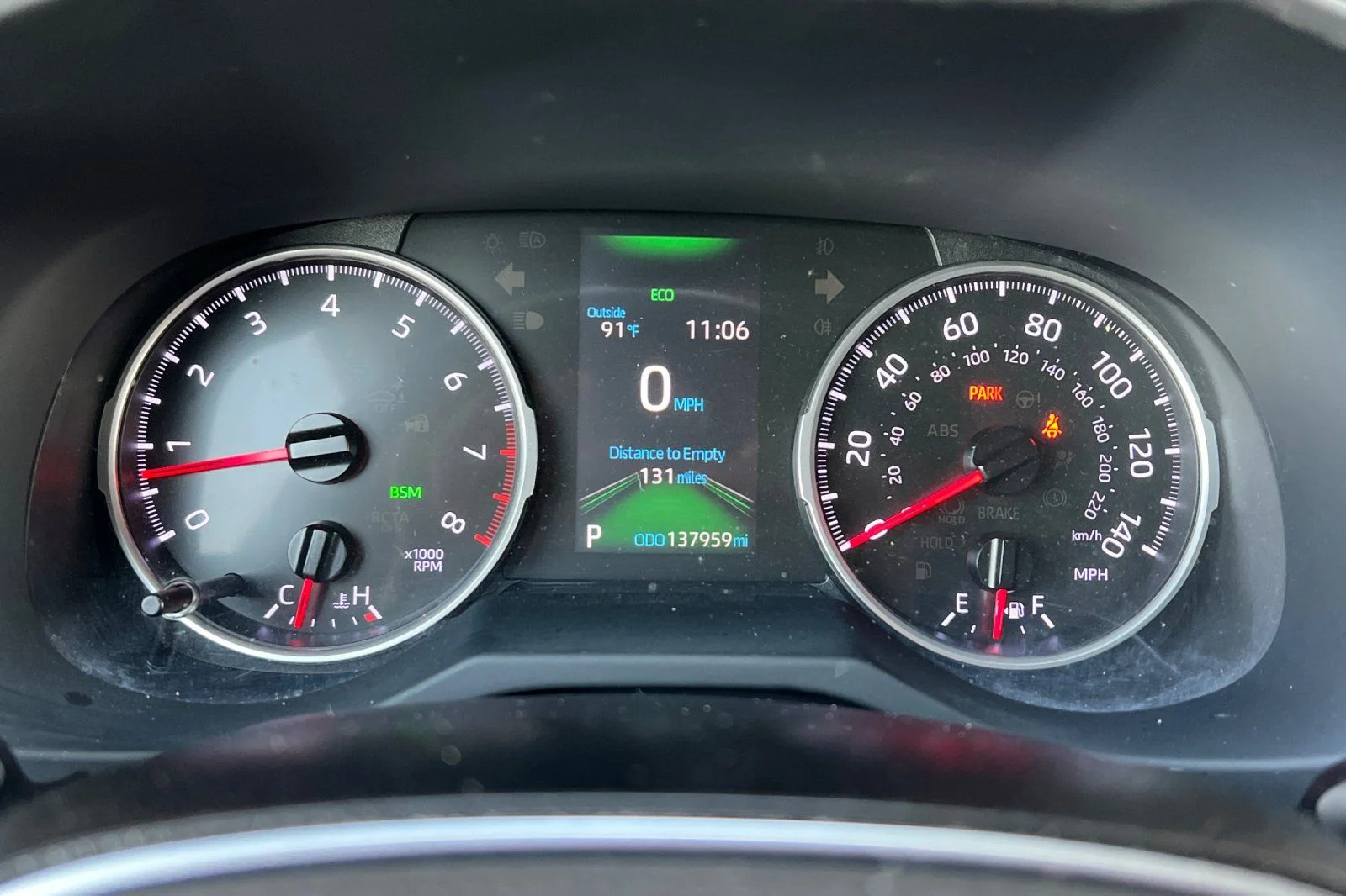 Used 2020 Gray Toyota XLE Premium image 24