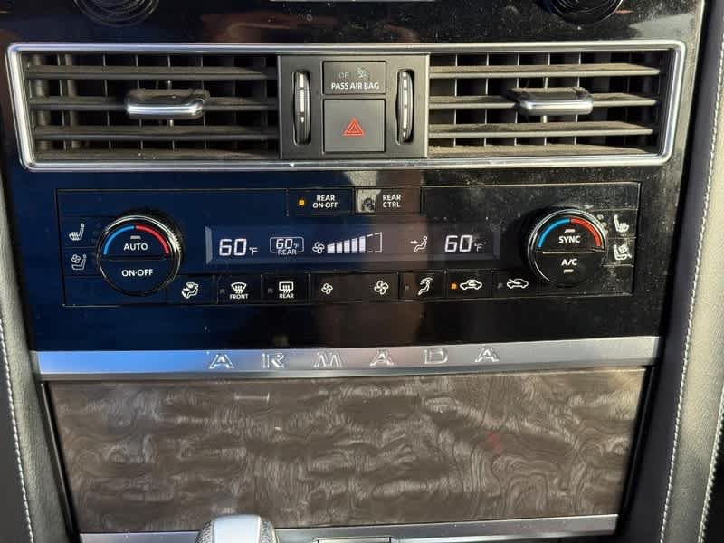 Used 2021 Super Black Nissan Platinum image 22