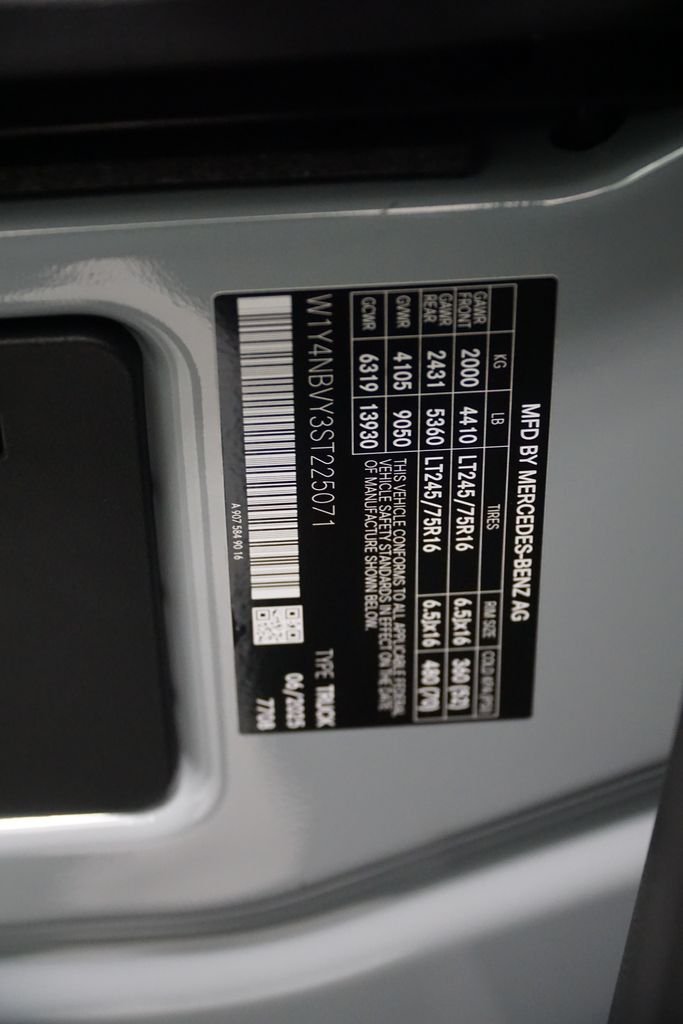 New 2025 Silver+Gray Mercedes-Benz Cargo 144 WB image 17