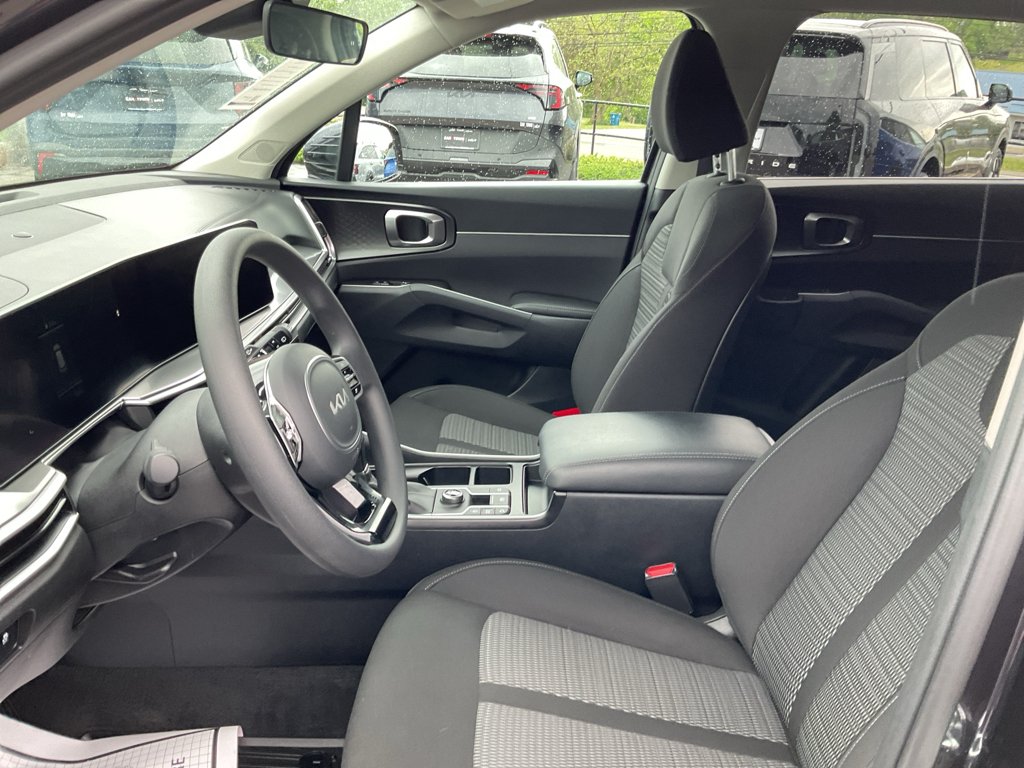 Used 2025 Panthera Metal Kia LX image 21