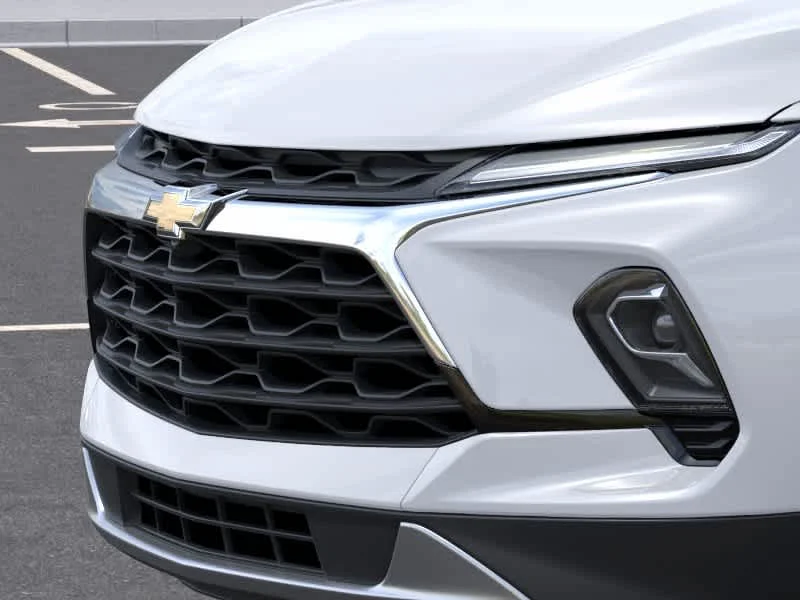 New 2026 Summit White Chevrolet 2LT image 12