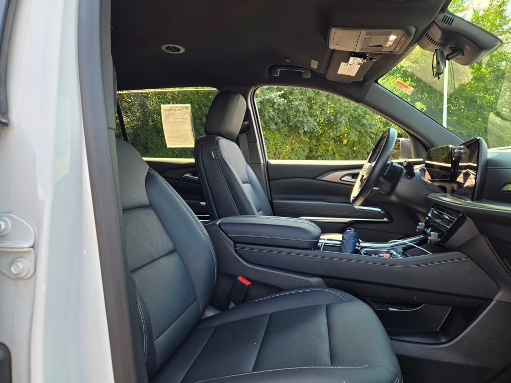 2026 Chevrolet Traverse LT - Photo 7