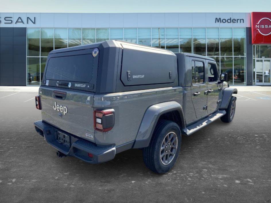 Used 2020 Sting-Gray Clearcoat Jeep Overland image 5