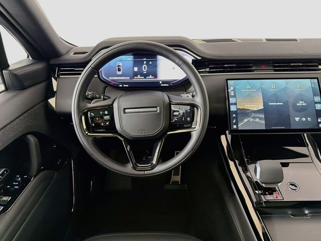 New 2027 Fuji White Land Rover Dynamic SE P400 image 24