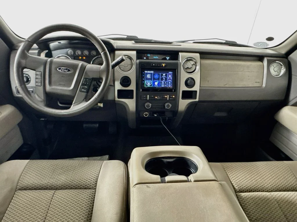 Used 2010 Gray Ford  image 24