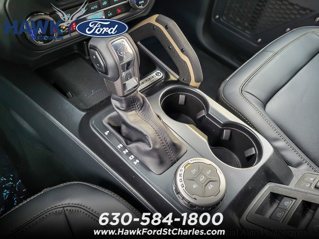 New 2025 Azure Gray Metallic Tri-Coat Ford Badlands® image 15