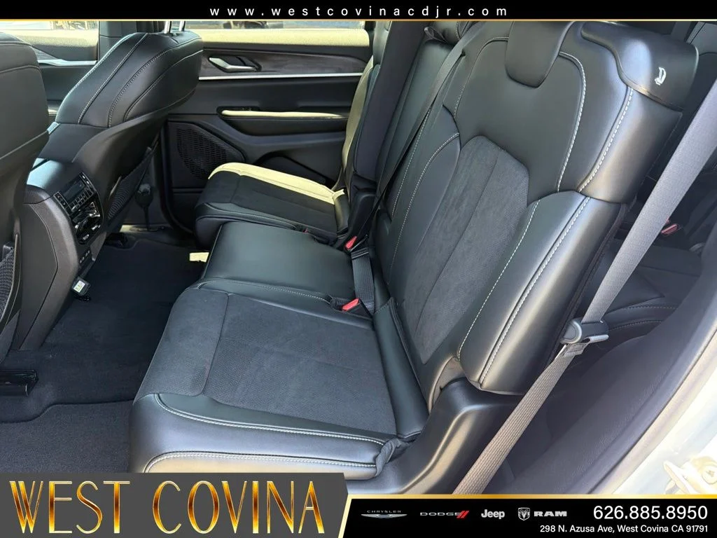 New 2026 Bright White Clearcoat Jeep Altitude image 33