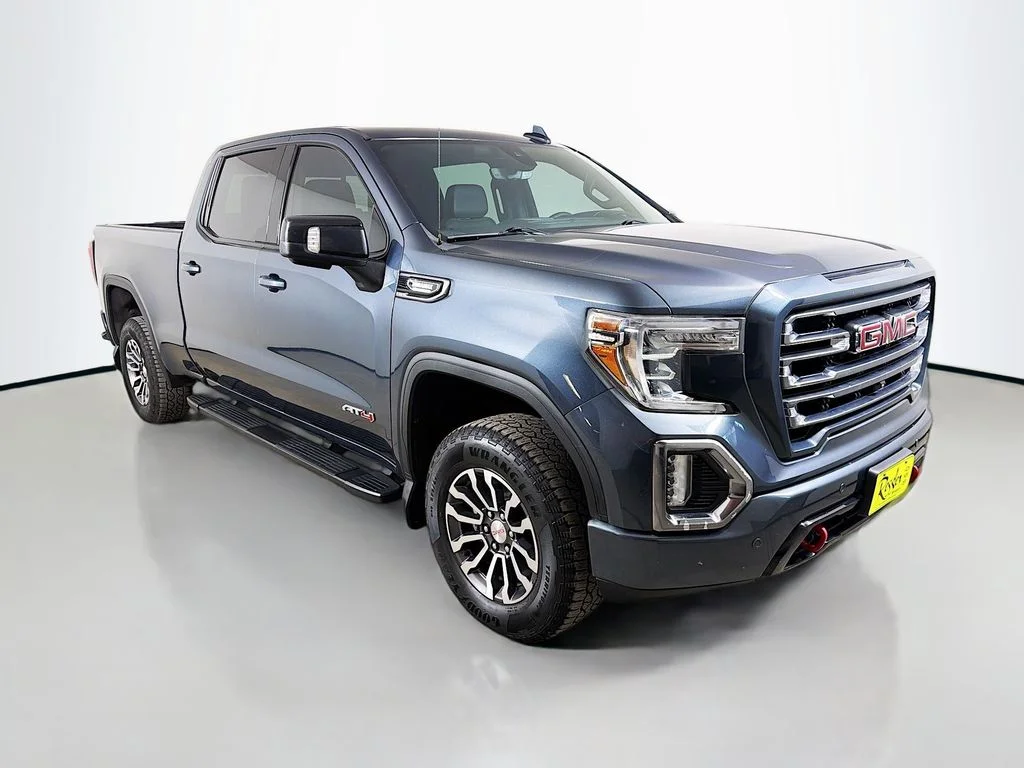 Used 2020 Blue GMC AT4 image 4