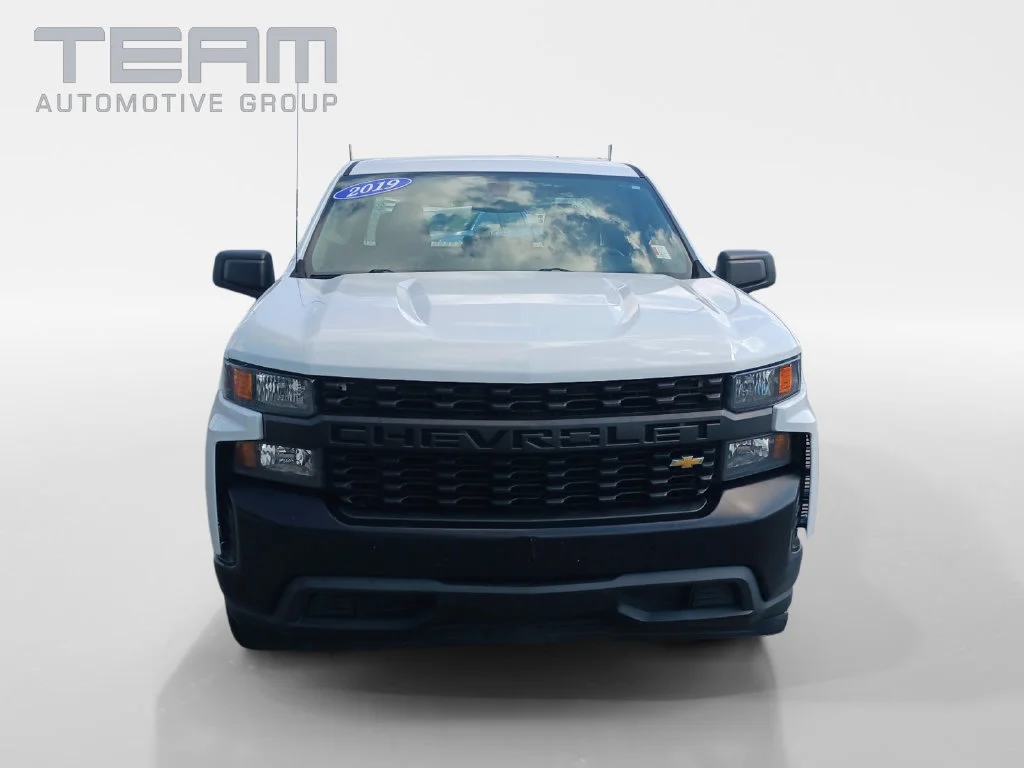 Used 2019 SUMMIT WHITE Chevrolet Work Truck image 2