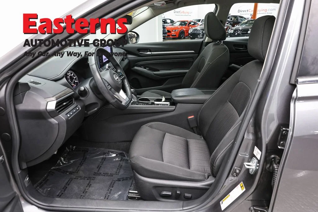 Used 2023 Gray Nissan 2.5 SV image 14