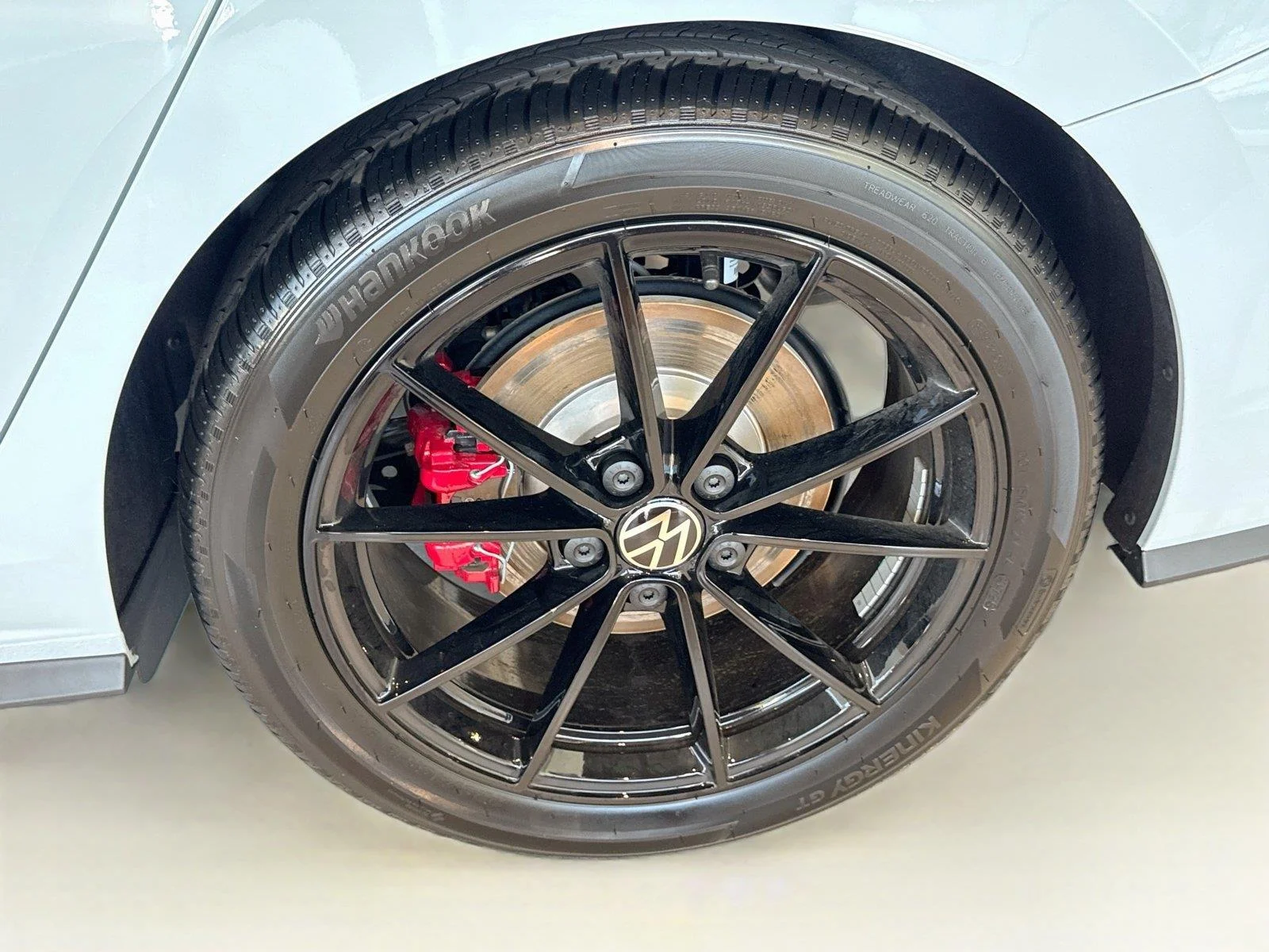 New 2027 GRAY VOLKSWAGEN  image 29