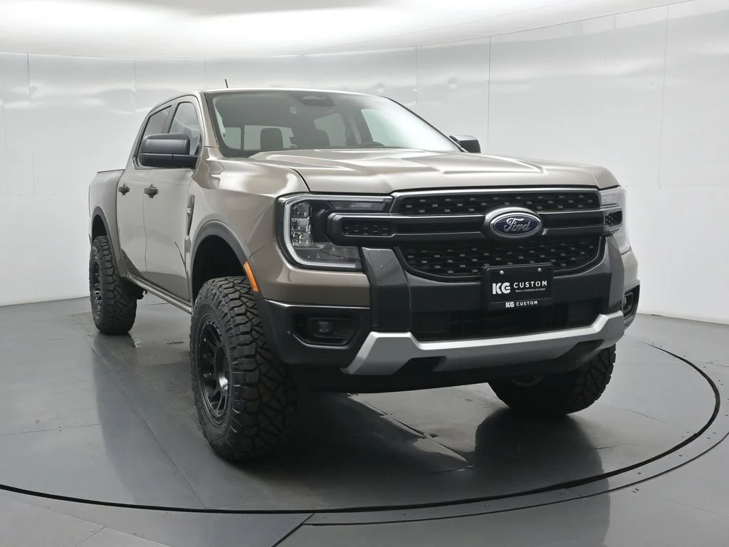 New 2026 Gray Ford XLT image 24