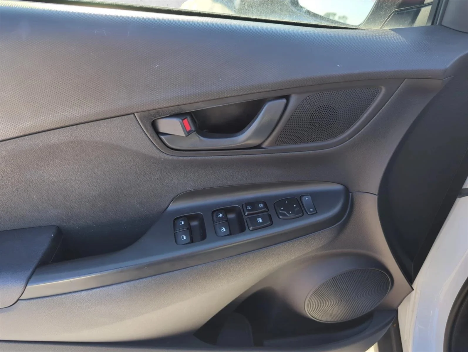 Used 2021 Lunar White Hyundai SEL image 10