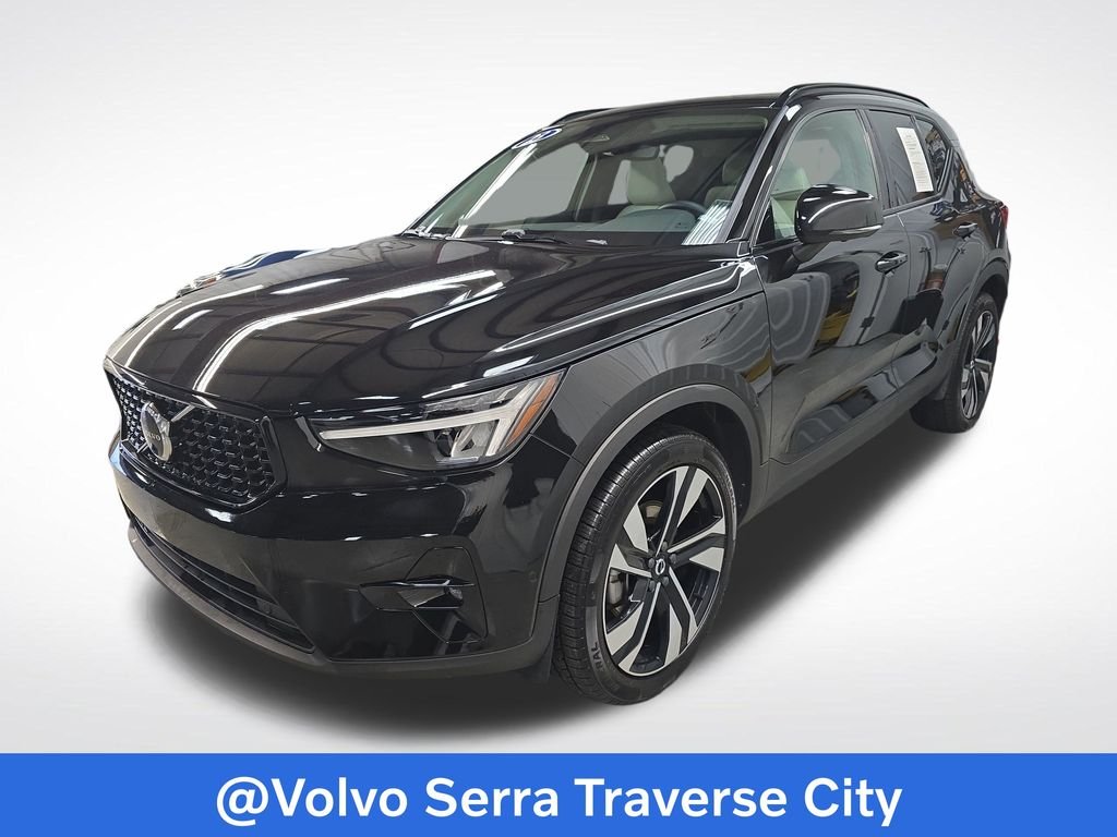 2023 Volvo XC40
