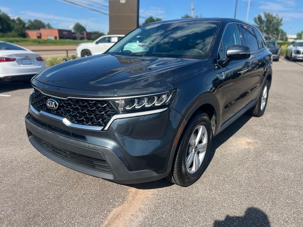 Used 2021 Gray Kia LX image 3