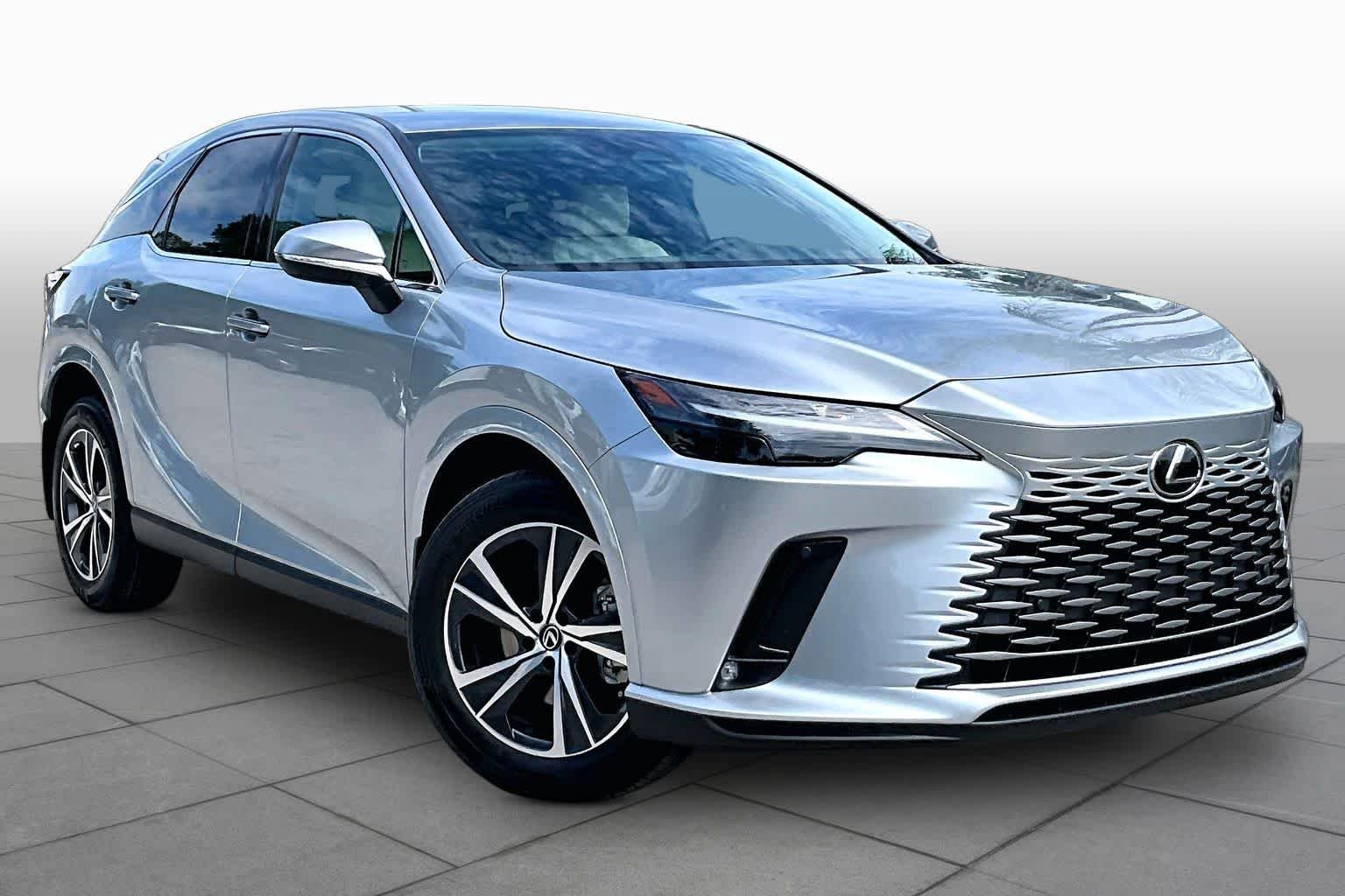 Used 2023 Iridium Lexus  image 3