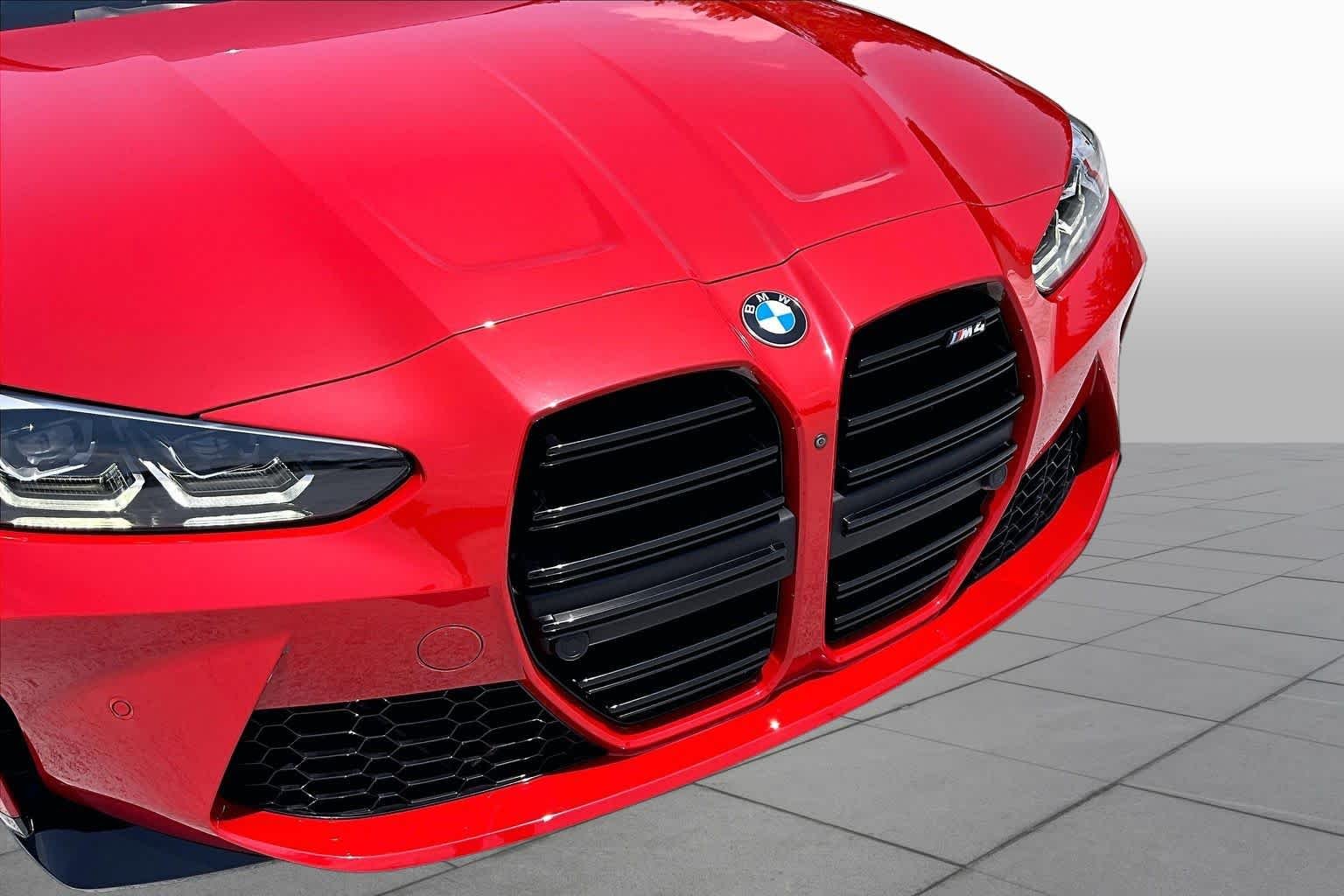 Used 2021 Toronto Red Metallic BMW  image 29