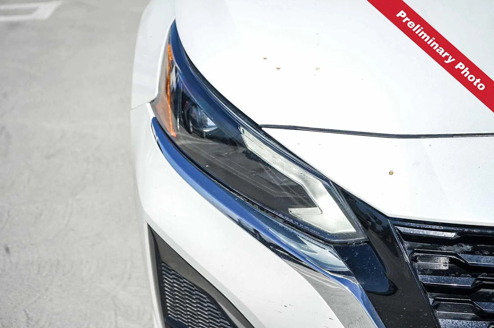 Used 2023 Pearl White Tricoat Nissan 2.5 SV image 4