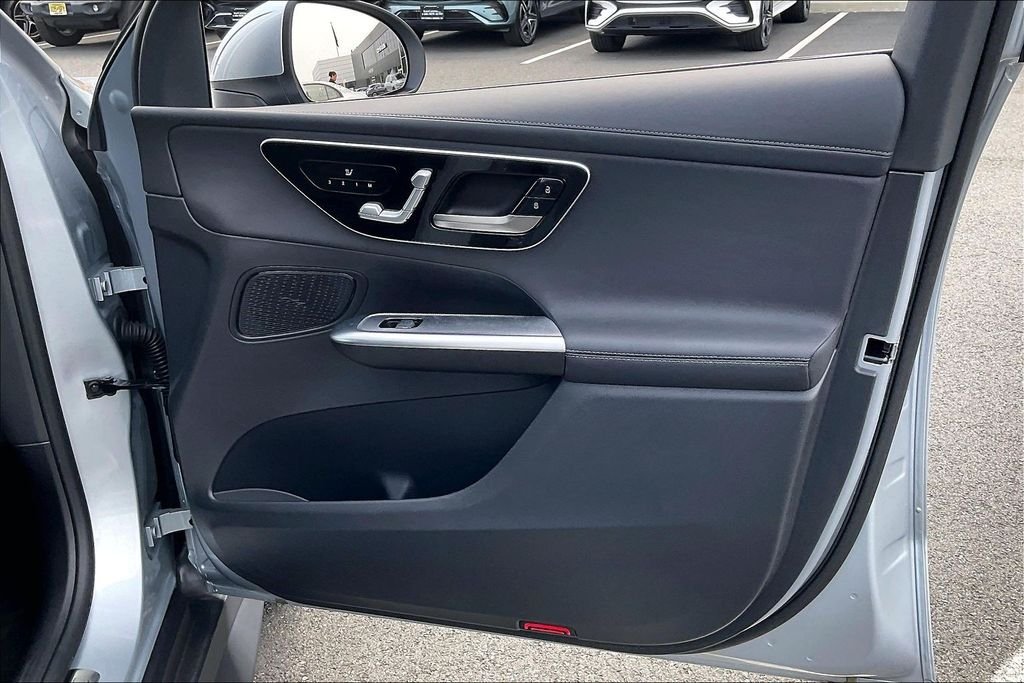 2025 Mercedes-Benz GLC Base - Photo 16