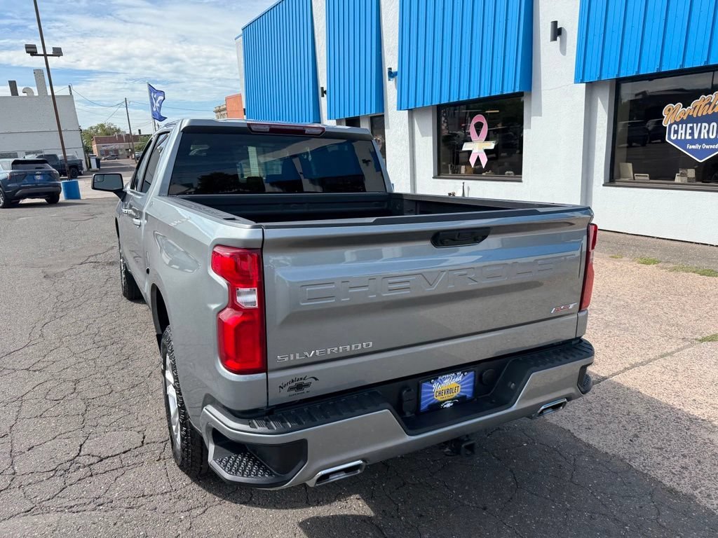 New 2026 Sterling Gray Metallic Chevrolet RST image 15