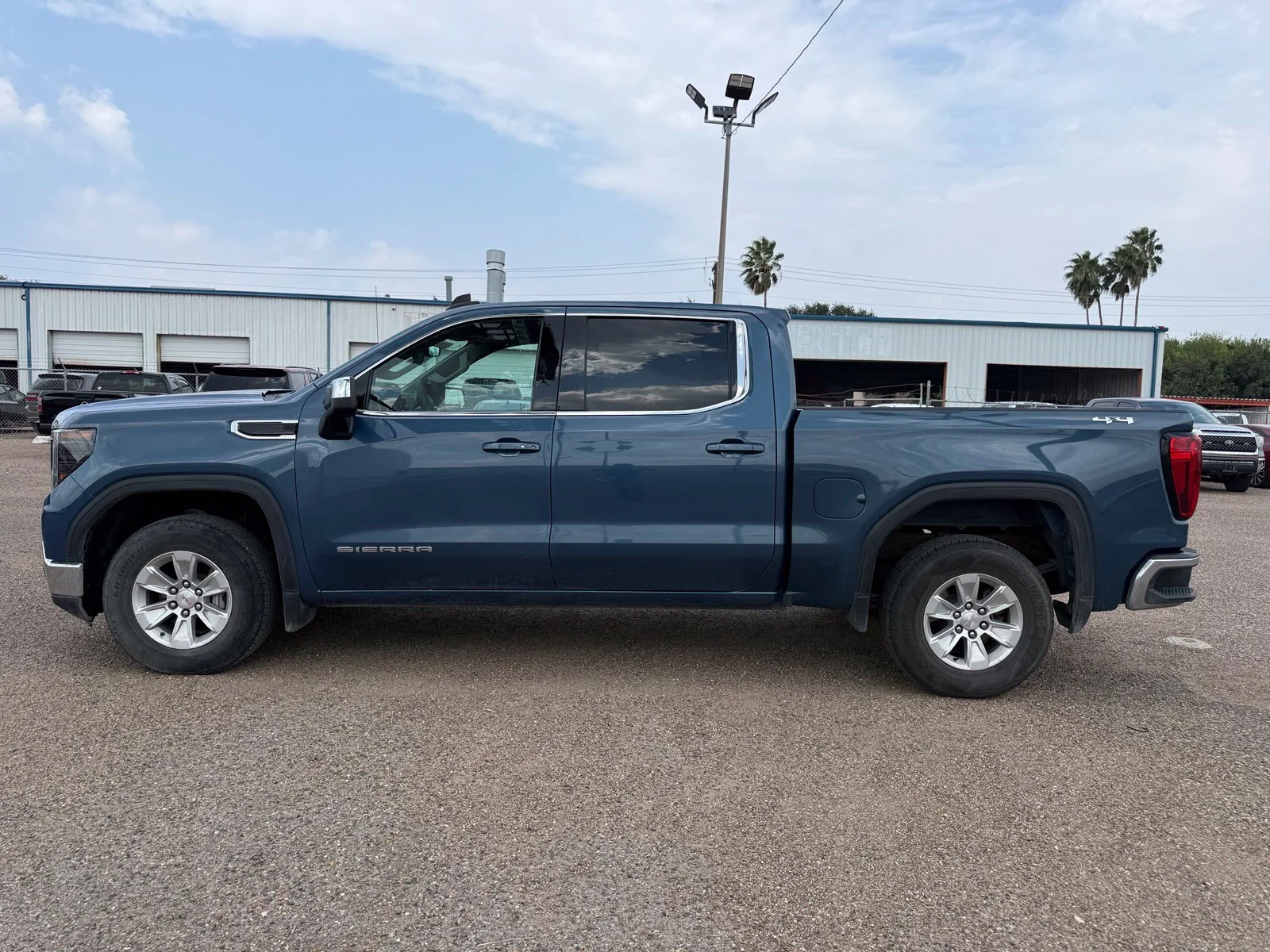 Used 2024 Blue GMC SLE image 3