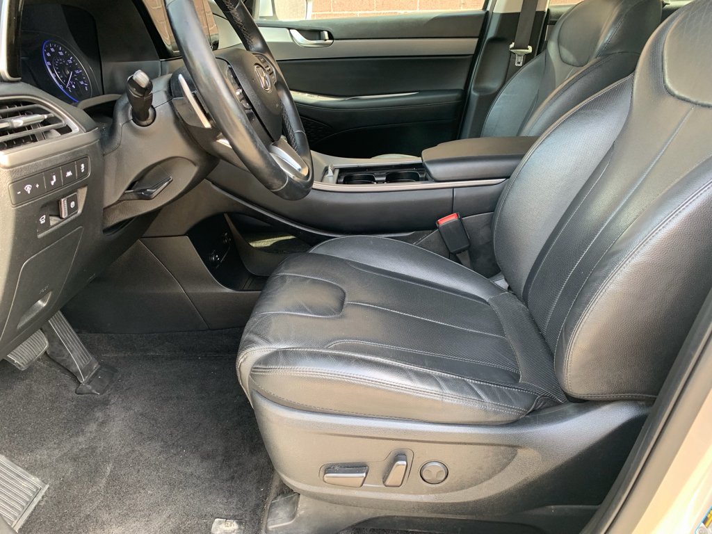Used 2021 Typhoon Silver Hyundai SEL image 12