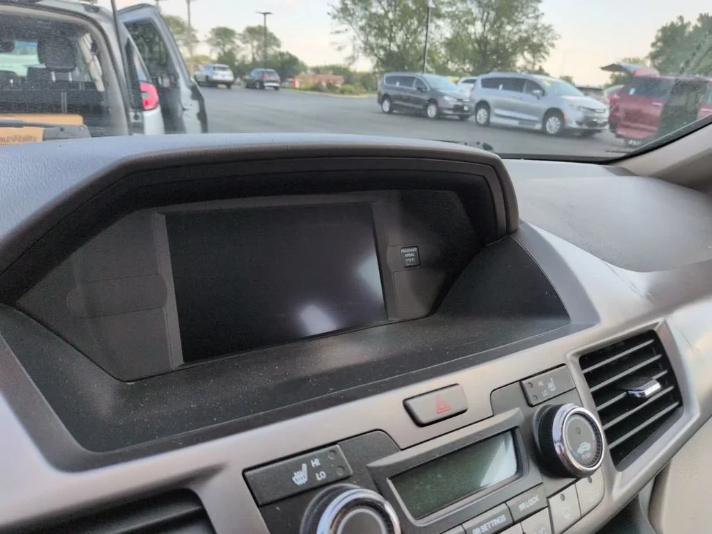 Used 2016  Honda EX-L image 18