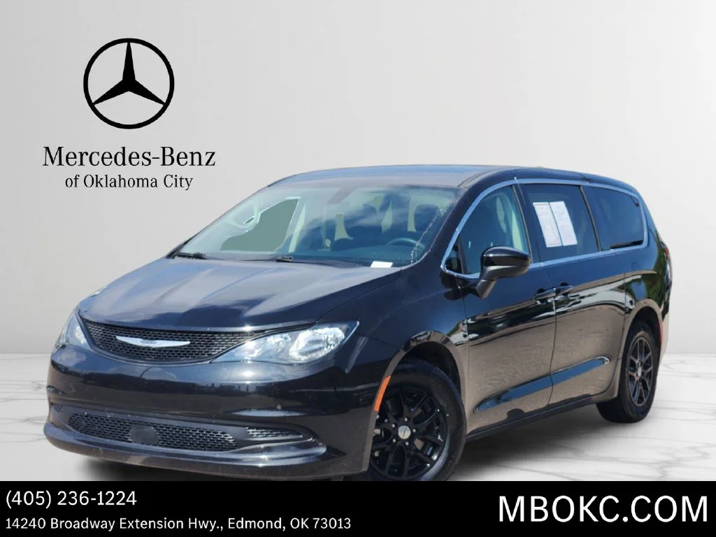 2022 Chrysler Voyager
