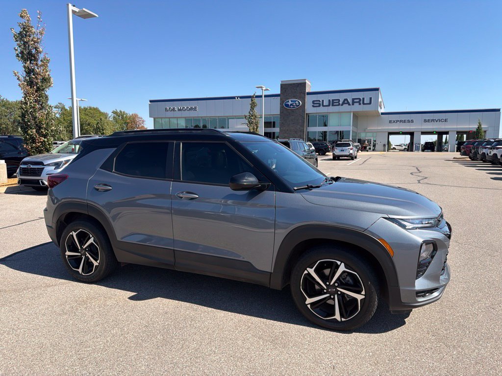 Used 2022 Gray Chevrolet RS image 1
