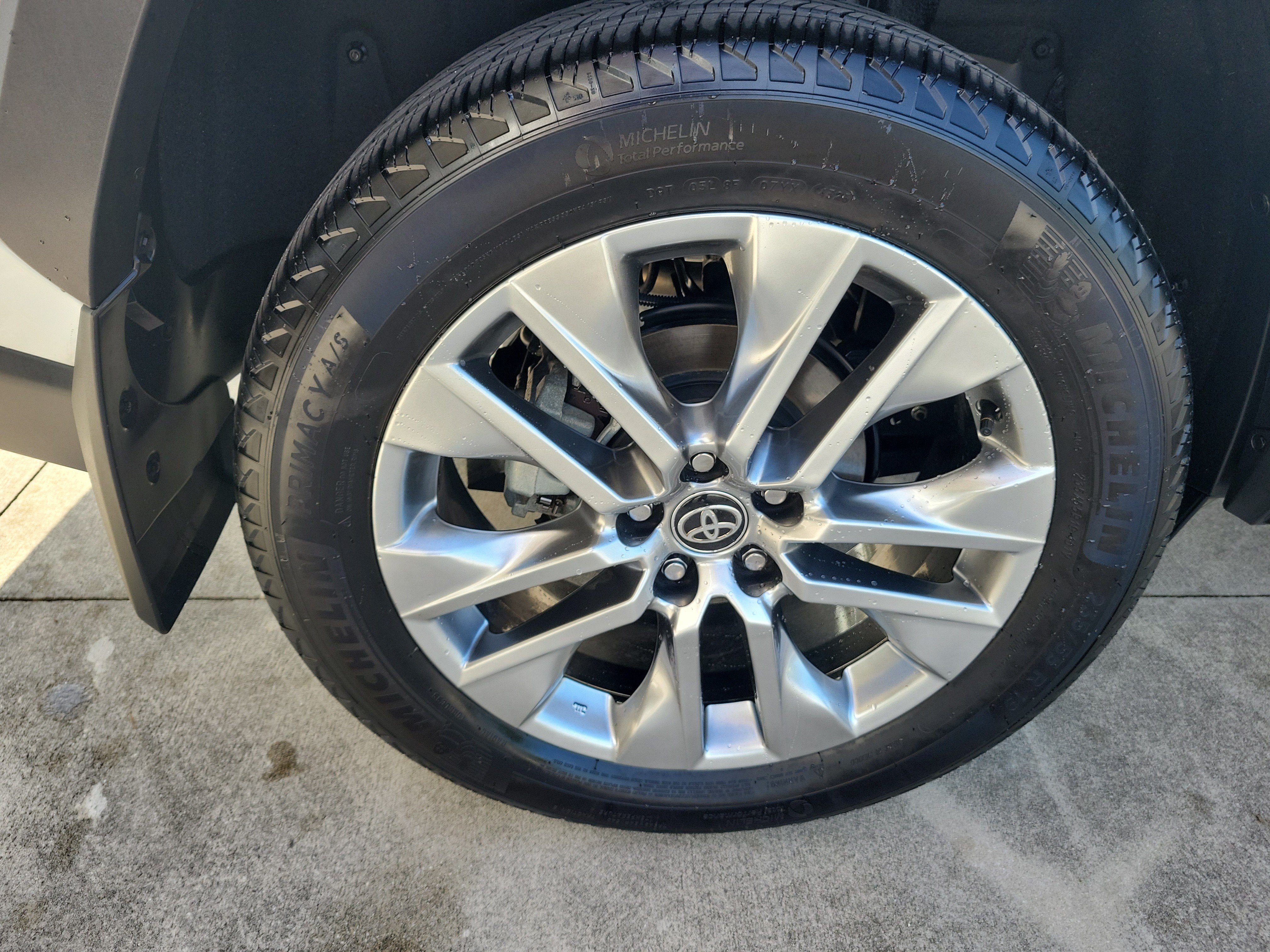 Certified Used 2025 Pearl Toyota XLE Premium image 8