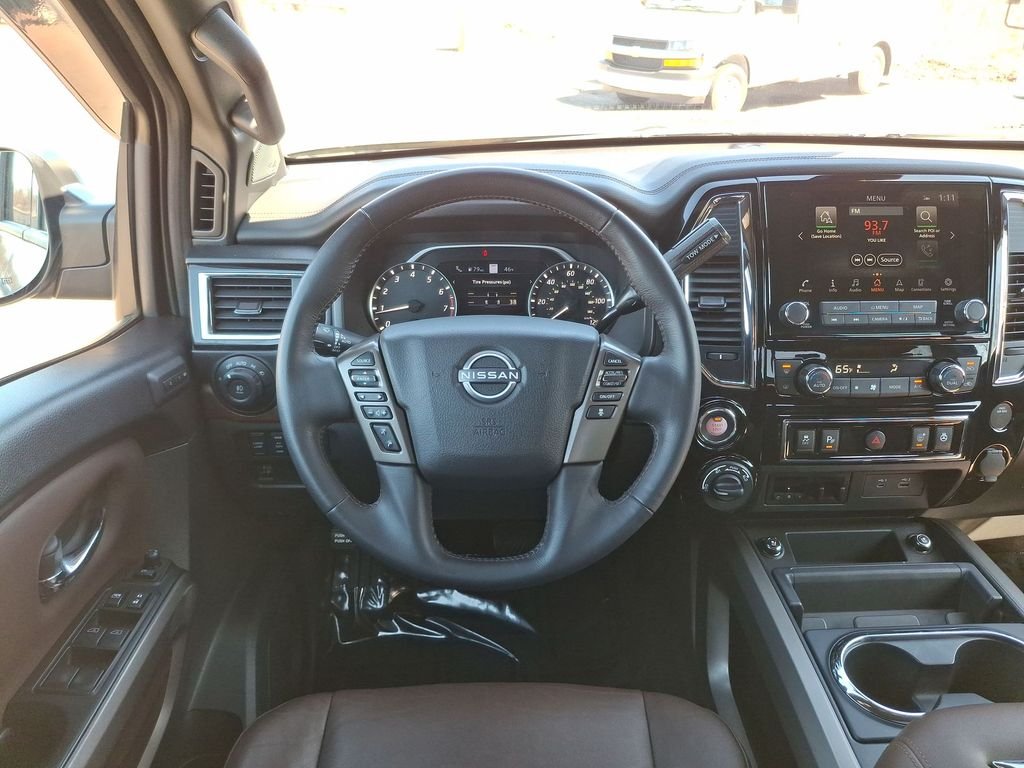 2023 Nissan Titan Platinum Reserve - Photo 11