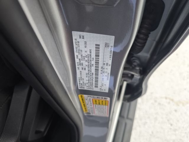 Used 2023 Silver Ford XLT image 14