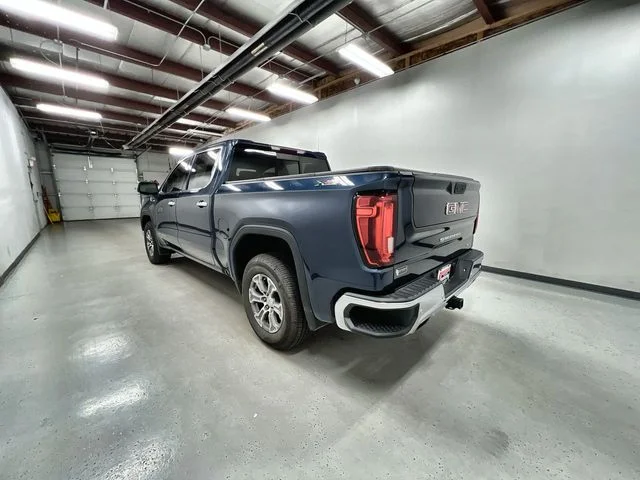 Used 2019 Blue GMC SLT image 6