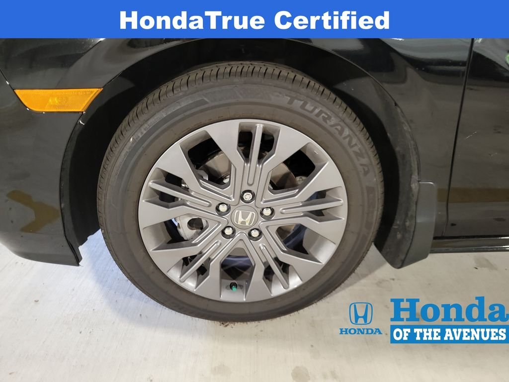 Certified Used 2025 Crystal Black Pearl Honda Touring image 5