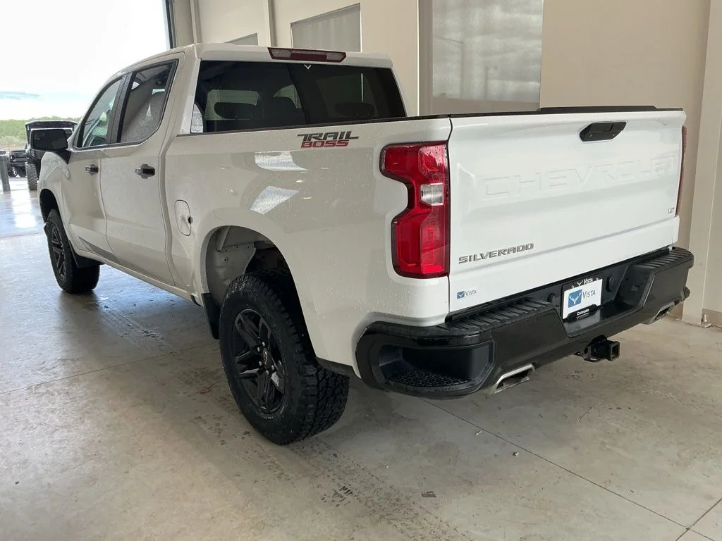 Used 2020 Summit White Chevrolet LT Trail Boss image 6