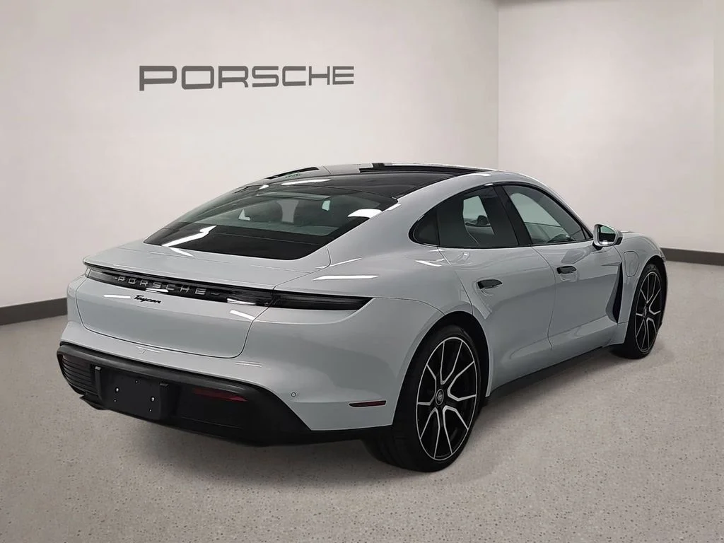 Certified Used 2023 Off-white Porsche Base image 7