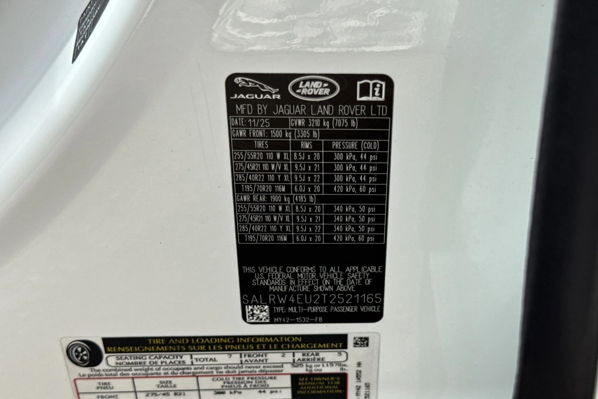 New 2026 Fuji White Land Rover Gemini Edition AWD image 30