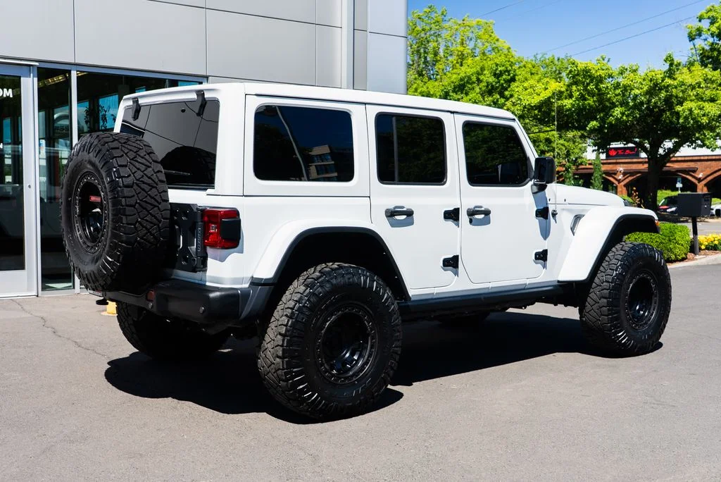 Used 2023 White Jeep Rubicon 4xe image 6