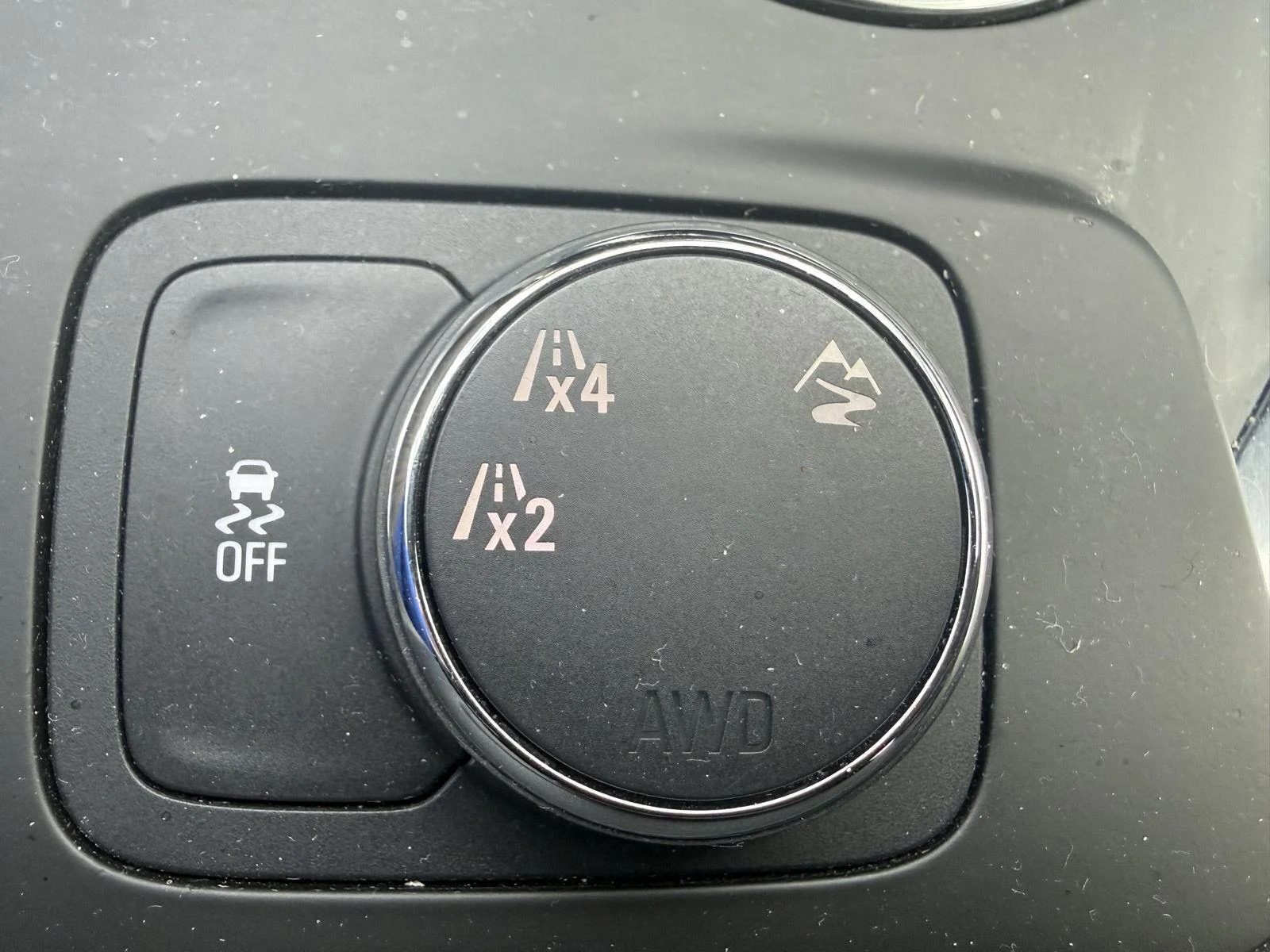 Used 2019 MOSAIC BLACK METALLIC Chevrolet LT Cloth image 13
