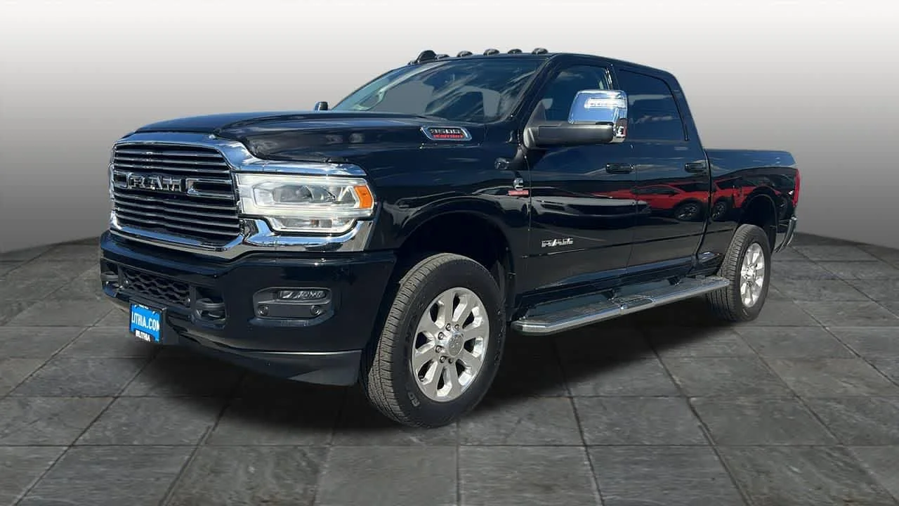2023 RAM 3500 Laramie 4X4 Crew Cab SWB's photo