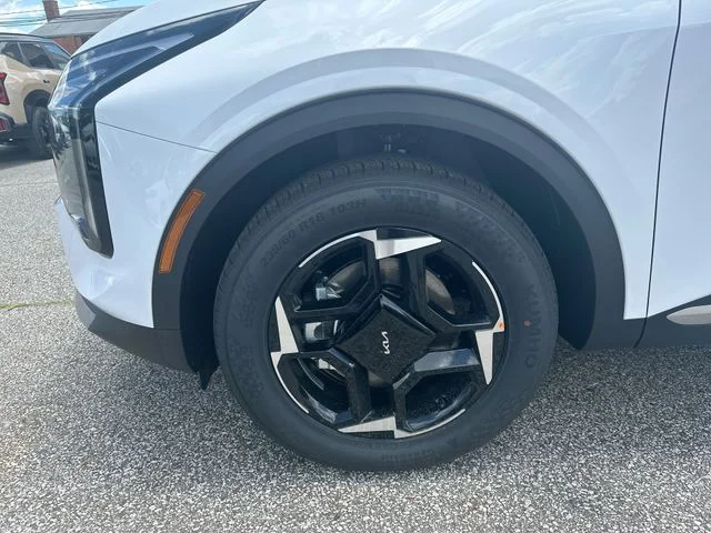 New 2026 Glacial White Pearl Kia EX image 21